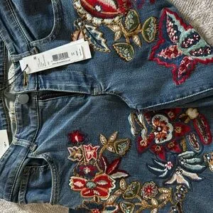 Alice and Olivia NWT embroidered denim